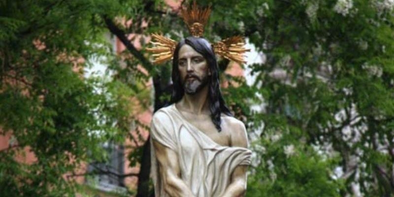 El Divino Cautivo celebra un vía crucis en el colegio Calasancio