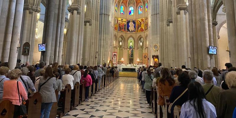 Monseñor Martínez Camino en la fiesta de la Virgen de Fátima: «El 13 de mayo es un día grabado con números de oro en la historia de la Iglesia del siglo XX»