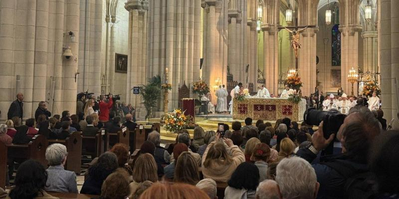 Eucaristía de Acción de Gracias de Cáritas diocesana de Madrid en la catedral de la Almudena