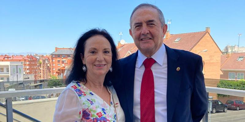 Alfredo e Inmaculada, que celebrarán sus bodas de oro en la catedral, dan la clave de un matrimonio sólido: «Escucha, diálogo, paciencia y humildad»