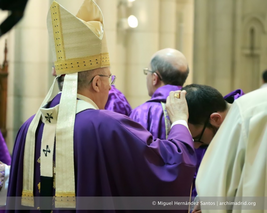 La catedral acoge una solemne Misa de inicio de la Cuaresma