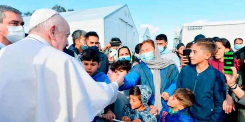 Monse&ntilde;or Jos&eacute; Cobo imparte la ponencia inaugural de las XLI Jornadas de Migraciones
