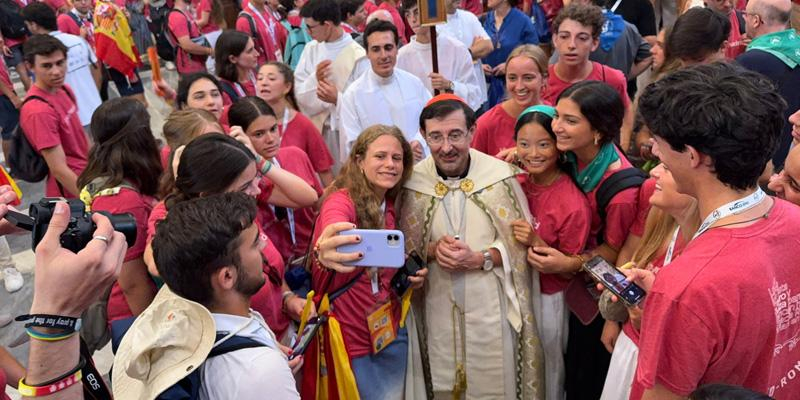 De Asís a Tor Vergata: así ha acompañado el cardenal Cobo a los peregrinos al Jubileo de los Jóvenes