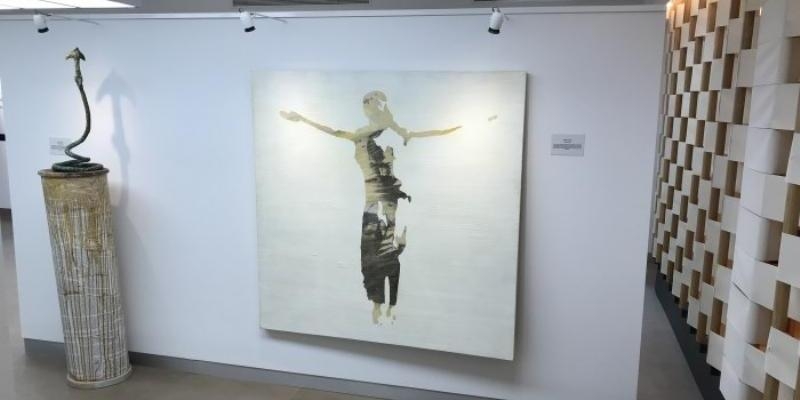 La sala de exposiciones Memorial Ángel Ayala ofrece la exposición Arte contemporáneo + Fe
