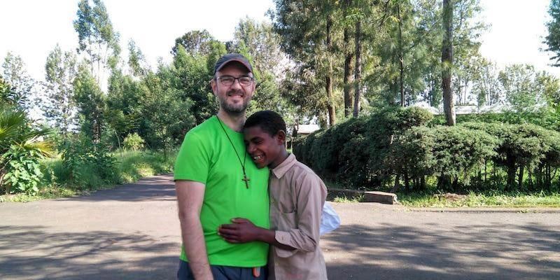Manuel Cuervo, delegado episcopal de Misiones, en la despedida del Papa: «Siempre nos ha alentado a seguir evangelizando todos los rincones de la tierra»