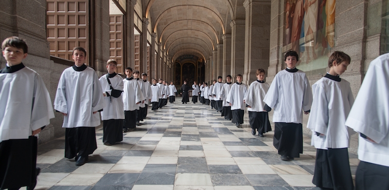 La Escolan&iacute;a del monasterio de San Lorenzo de El Escorial realiza una gira por China