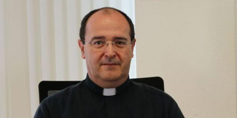 Monse&ntilde;or Mart&iacute;nez Camino asiste a la consagraci&oacute;n episcopal de Jes&uacute;s Pulido como obispo de Coria-C&aacute;ceres