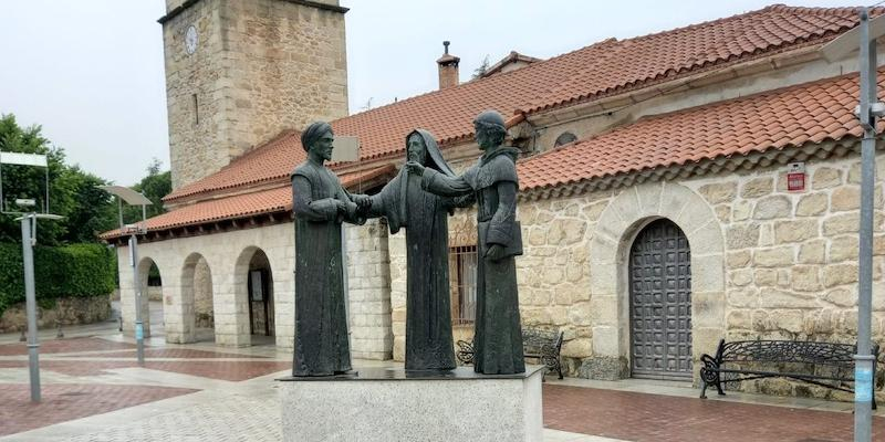 Estatua de las tres culturas en la plaza de la Concordia: Cristianismo, Raimundo Lulio (Mallorca, 1232-1316), Judaísmo: Yeula ha-Levi (Tudela, 1070- Jerusalén 1141) e Islam: Ibn Quzmán (Córdoba, 1079-1160)