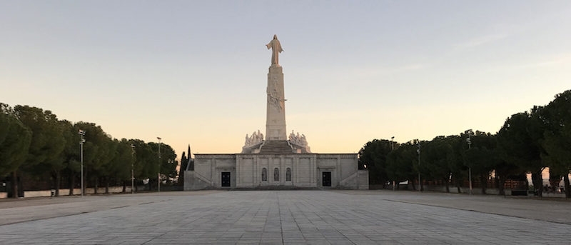 San Ignacio de Loyola de Torrelodones peregrina al cerro de los &Aacute;ngeles