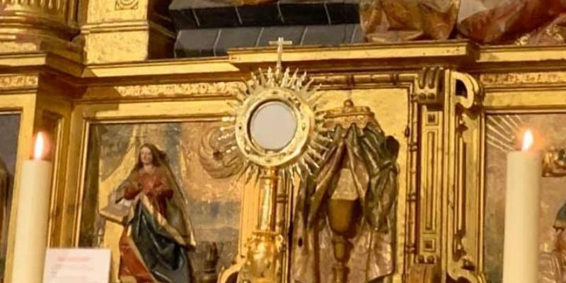 Braojos de la Sierra organiza encuentros de adoraci&oacute;n eucar&iacute;stica