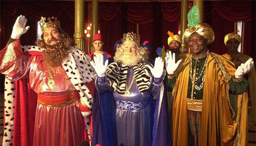 Parroquias del arciprestazgo de Santa Mar&iacute;a la Antigua, en Vic&aacute;lvaro, participan en la cabalgata de Reyes