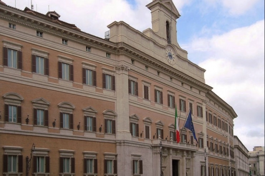 Italia: el Parlamento votar&aacute; sobre &lsquo;uniones gay&rsquo; y adopci&oacute;n de menores