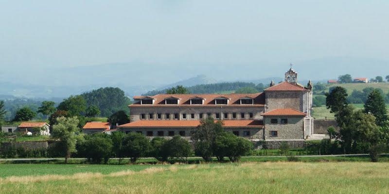 La organizaci&oacute;n Amigos del Monasterio de Suesa prepara encuentros para mayo y junio