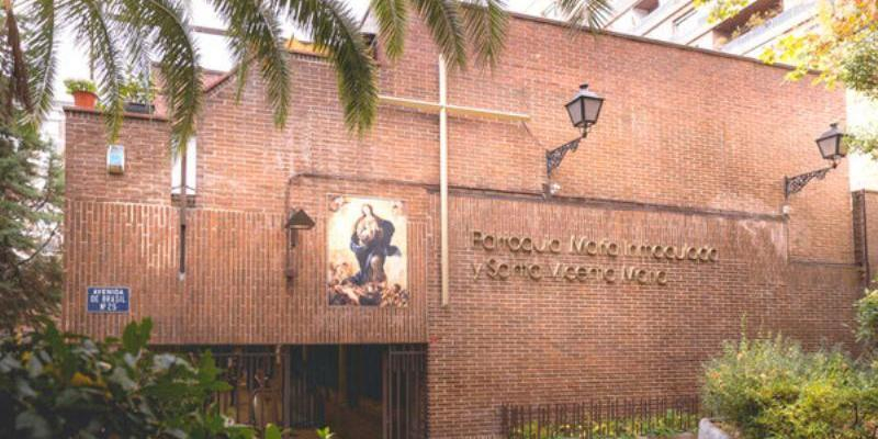 El padre Ángel Camino clausura en María Inmaculada y Santa Vicenta María el curso de formación de la vida consagrada