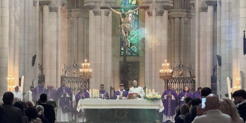 La invitación a vivir con esperanza en el Día de los Fieles Difuntos: «La última palabra no la tiene la muerte, sino el amor»