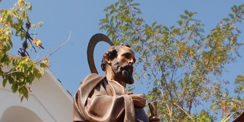 Monseñor Santos Montoya realiza la visita pastoral a San Lucas en Villanueva del Pardillo