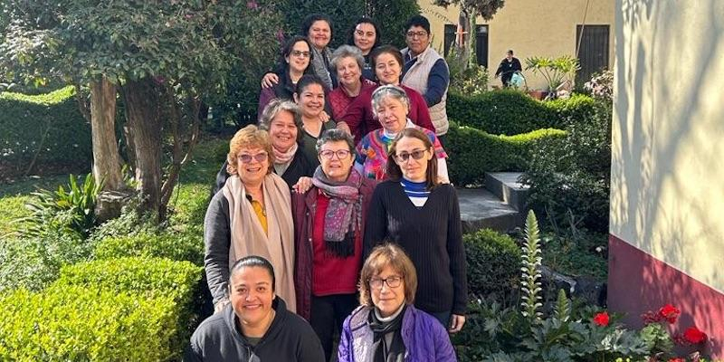 Mar&iacute;a Jos&eacute; Castej&oacute;n, directora general de las Siervas Seglares de Jesucristo Sacerdote: &laquo;Nuestro fundador, Juan S&aacute;nchez Hern&aacute;ndez, era un enamorado de la grandeza del ministerio sacerdotal&raquo;