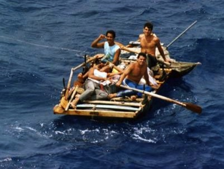 En casi un a&ntilde;o 36.437 disidentes cubanos emigraron a Estados Unidos