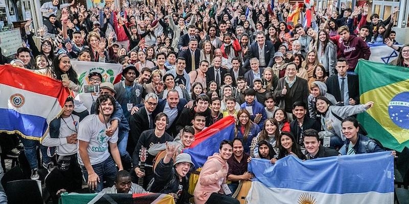 J&oacute;venes madrile&ntilde;as participan junto con estudiantes de todo el mundo en el IV Encuentro Mundial de J&oacute;venes en CDMX