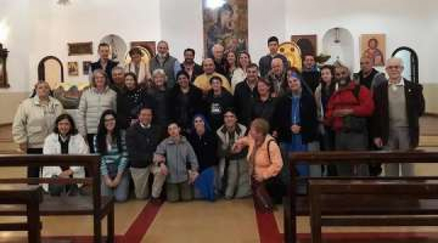 Ya son 10 mil los «nazarenos» que ayudan a cristianos perseguidos en Medio Oriente