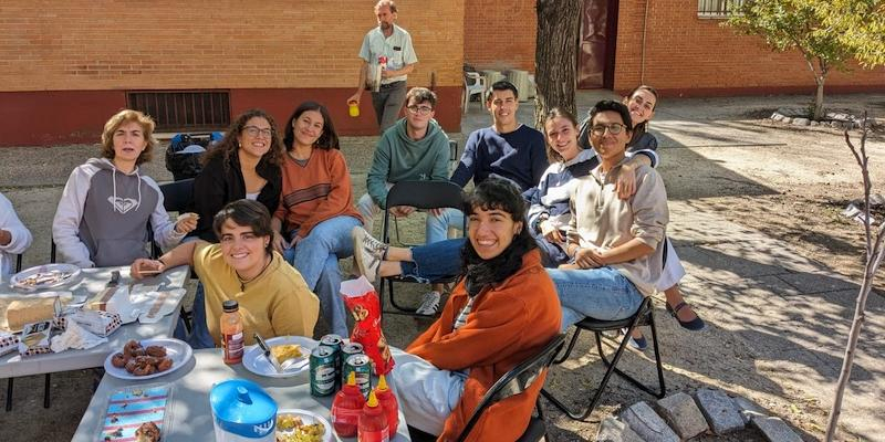 Laura Martín Bueno, miembro de pastoral juvenil de la Vicaría III: «La Iglesia también es de los jóvenes»