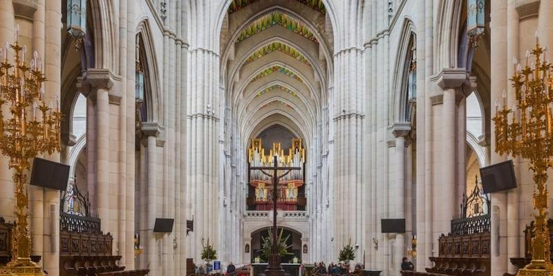 El arzobispo celebra en la catedral una Eucarist&iacute;a en memoria de Juan de Dios Mart&iacute;n Velasco