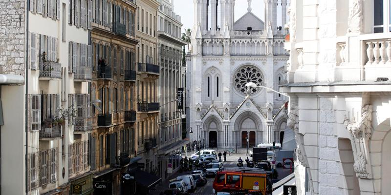 Atentado de Niza: &laquo;Dios es Vida y Amor al pr&oacute;jimo, no odio y muerte&raquo;