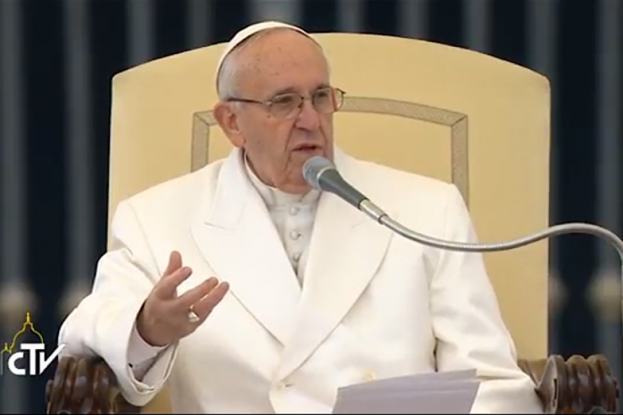 El Papa: 'El di&aacute;logo significa escuchar, no ladrarle al otro'