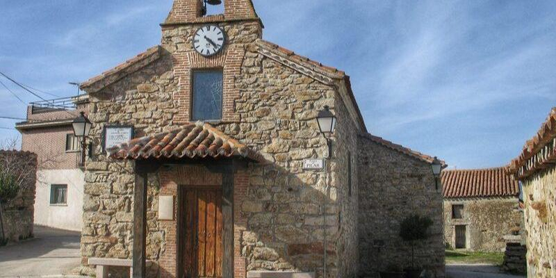 Cercanía, fe y esperanza en la Sierra Norte de Madrid: el cardenal José Cobo celebra con El Cuadrón el centenario de la parroquia Nuestra Señora del Pilar