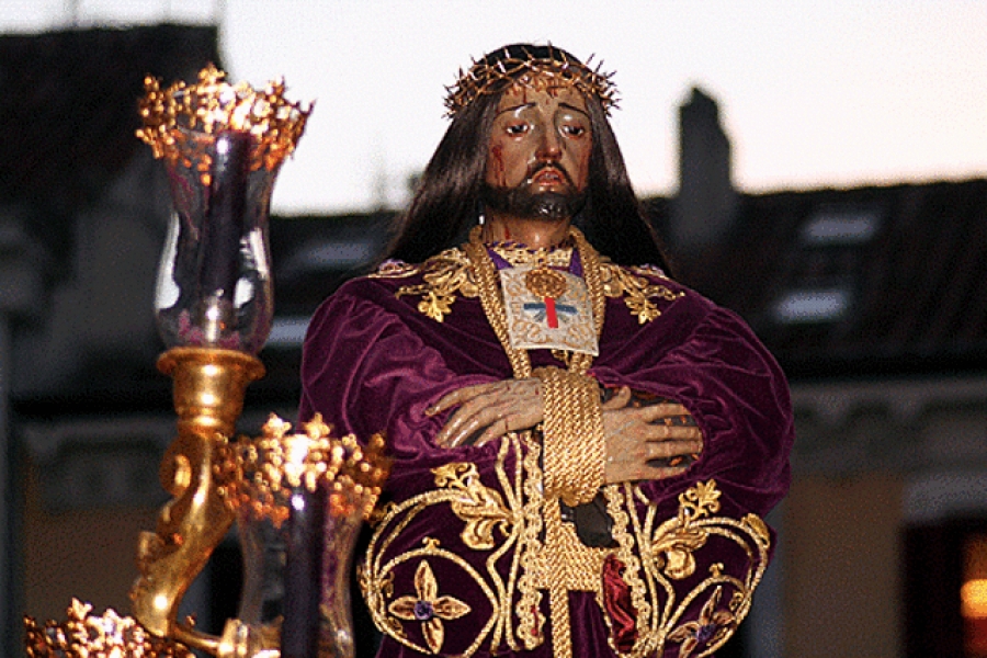 Besamanos a Jes&uacute;s el Pobre en San Pedro el Viejo