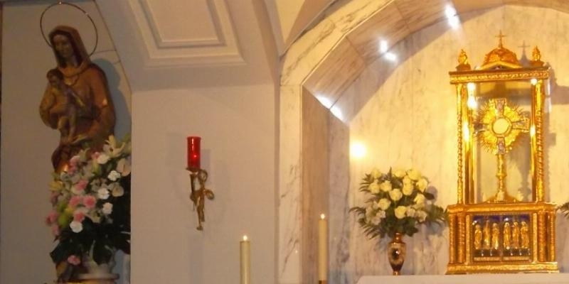 Doce Ap&oacute;stoles celebra la fiesta de su patrona en la solemnidad de Pentecost&eacute;s