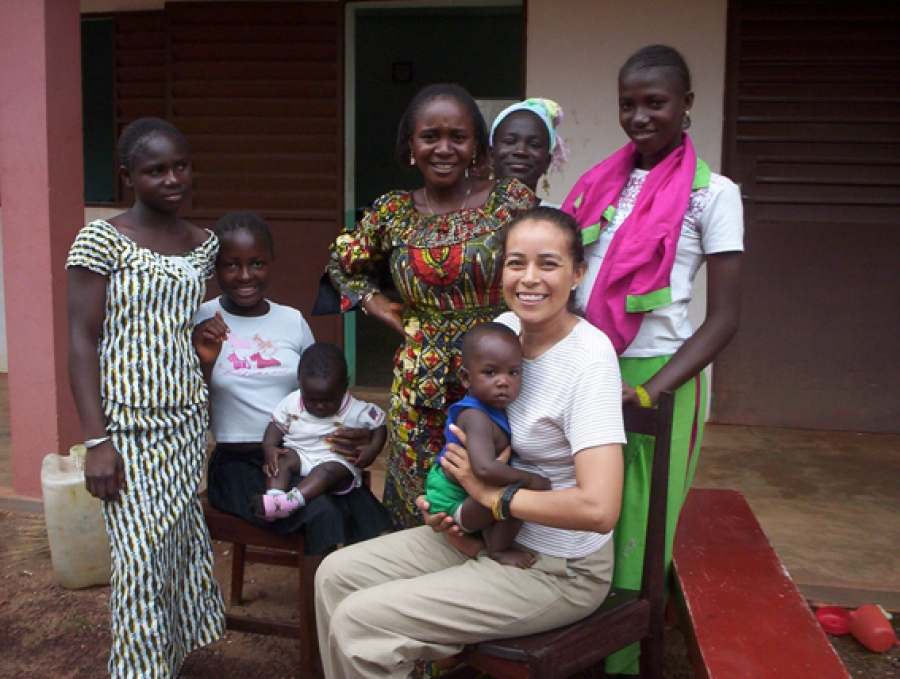 J&oacute;venes para la Misi&oacute;n con destino a Ghana