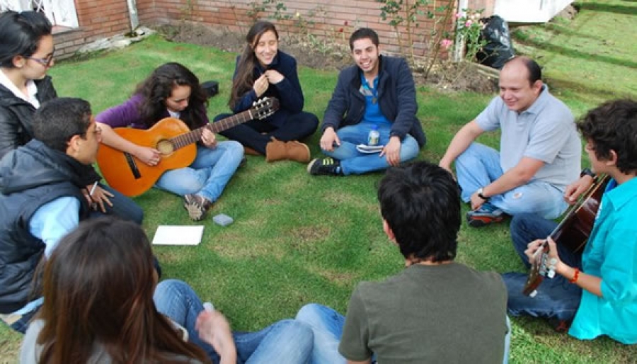 Ejercicios espirituales para j&oacute;venes