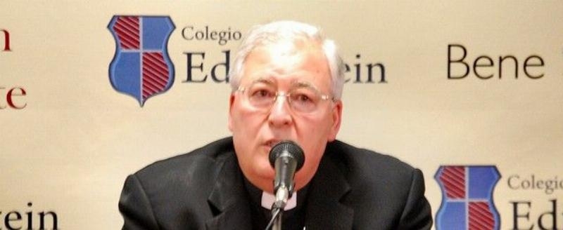 Monse&ntilde;or Reig Pla preside en la Universidad CEU San Pablo el acto de entrega de los premios Cari Filii