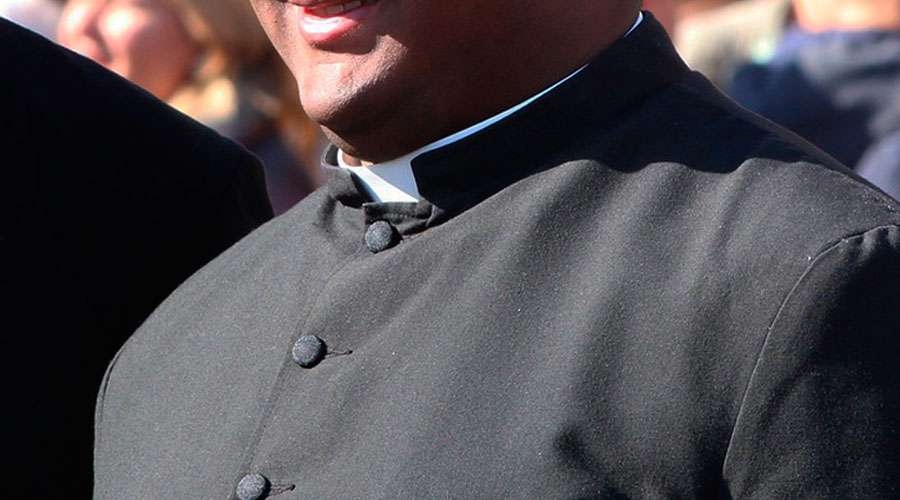 Sacerdote cuenta cómo la persecución de terroristas de Boko Haram reforzó su vocación