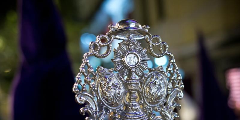 Carlos Malarr&iacute;a Urbano imparte el preg&oacute;n de Semana Santa de la hermandad de Los Gitanos