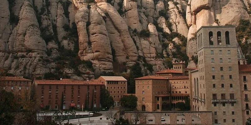 Jesús y María de Aluche despide el mes de julio con una peregrinación familiar a Barcelona