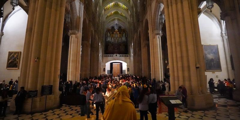 La Luz de la Paz de Belén ilumina Madrid