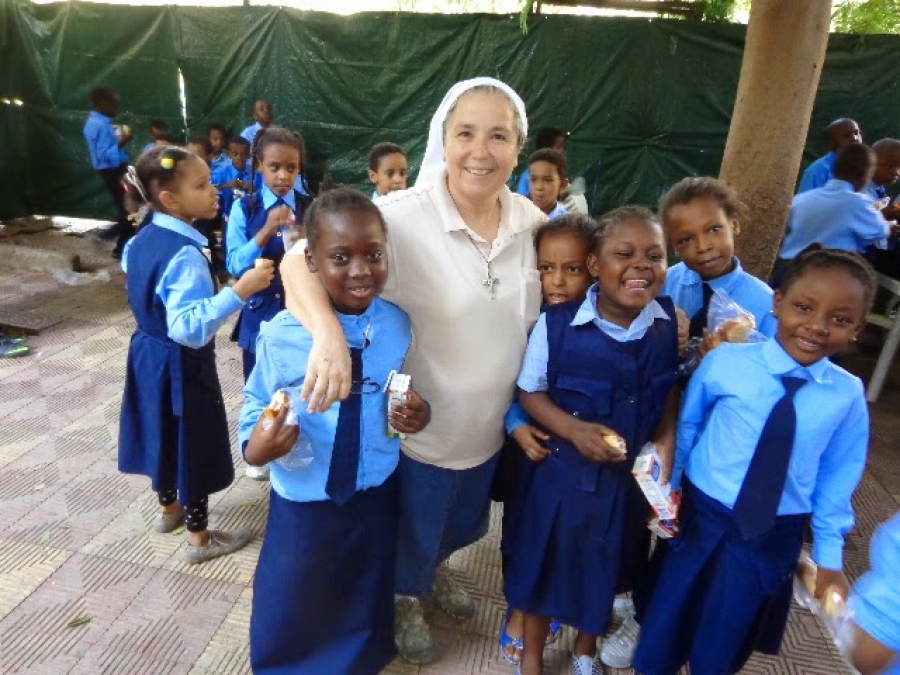 As&iacute; act&uacute;a Infancia Misionera: &laquo;Dar posada al peregrino&raquo;. Aliviar el sufrimiento de emigrantes y desplazados