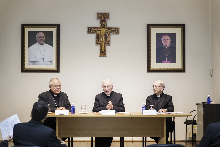 El cardenal Rouco participa en el V Coloquio de Derecho Can&oacute;nico de la universidad San D&aacute;maso