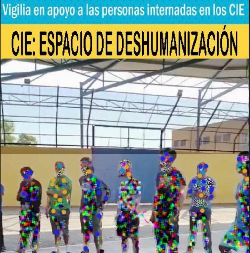 Vigilia solidaria por las personas internadas en los Centros de Internamiento de Extranjeros (CIE) en Aluche: «Que el silencio no sea cómplice y que la esperanza sea más fuerte que los muros»