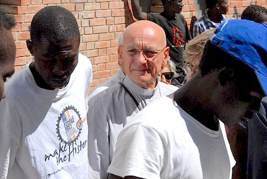 El obispo de Niza pide responder al odio asesino con el testimonio del amor cristiano