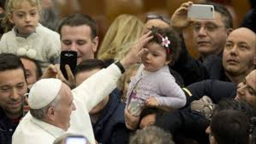 Refugiados de Irak agradecen al Papa Francisco llamamiento de acogida para familias