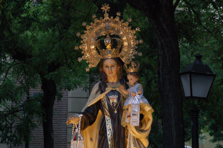 La parroquia de San Sebastián Mártir acoge los actos litúrgicos en honor de la patrona de Carabanchel