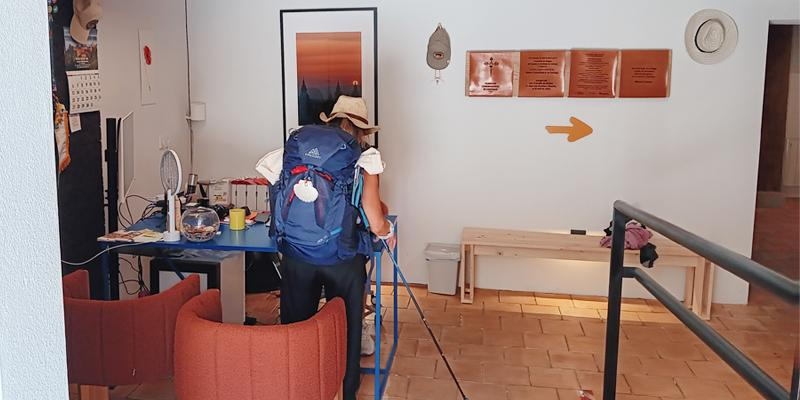 El albergue jacobeo de las Comendadoras de Santiago, a pleno rendimiento: «Madrid es la entrada y la salida de más de 60.000 peregrinos de todo el mundo»