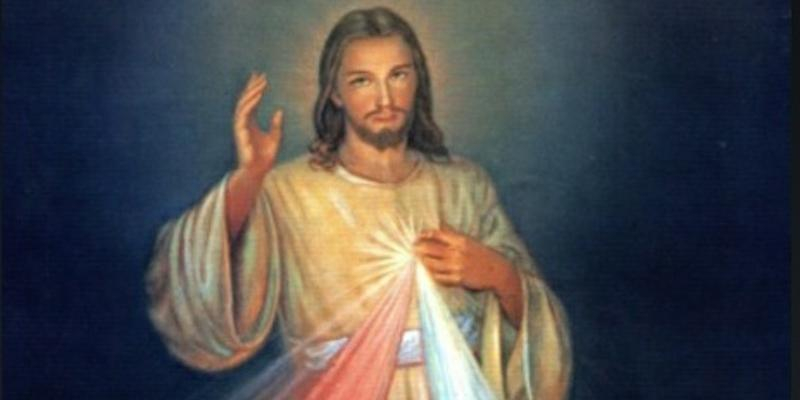 Monse&ntilde;or Mart&iacute;nez Camino celebra la fiesta de la Divina Misericordia en la iglesia de la Concepci&oacute;n Real de Calatrava