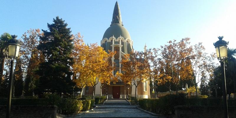 Monseñor Santos Montoya preside en el cementerio de la Almudena una Eucaristía en la solemnidad de Todos los Santos