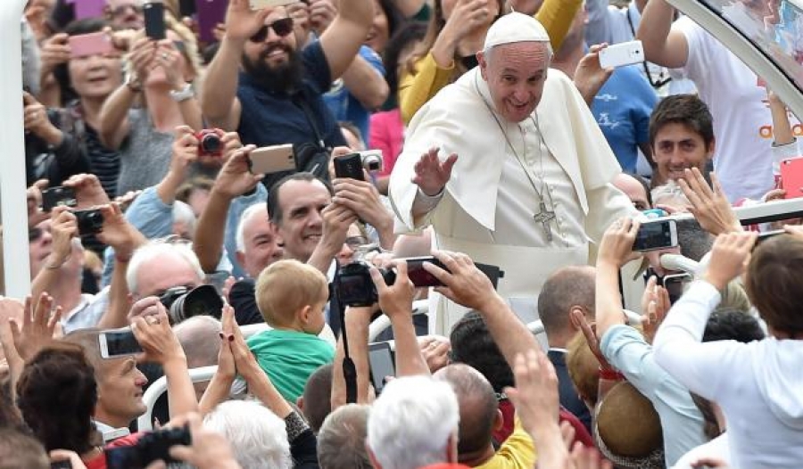 El Santo Padre invita a celebrar el Día Mundial del Rechazo a la Miseria