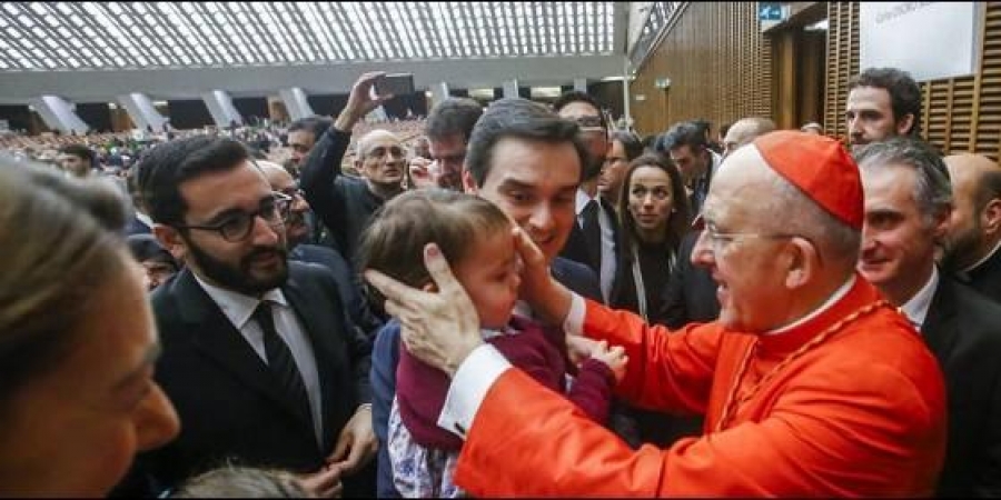 Los nuevos cardenales reciben el cari&ntilde;o de los fieles
