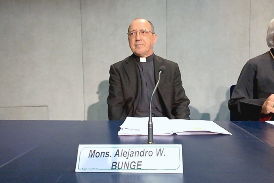 Conferencia de monse&ntilde;or Alejandro W. Bunge en la Universidad San D&aacute;maso